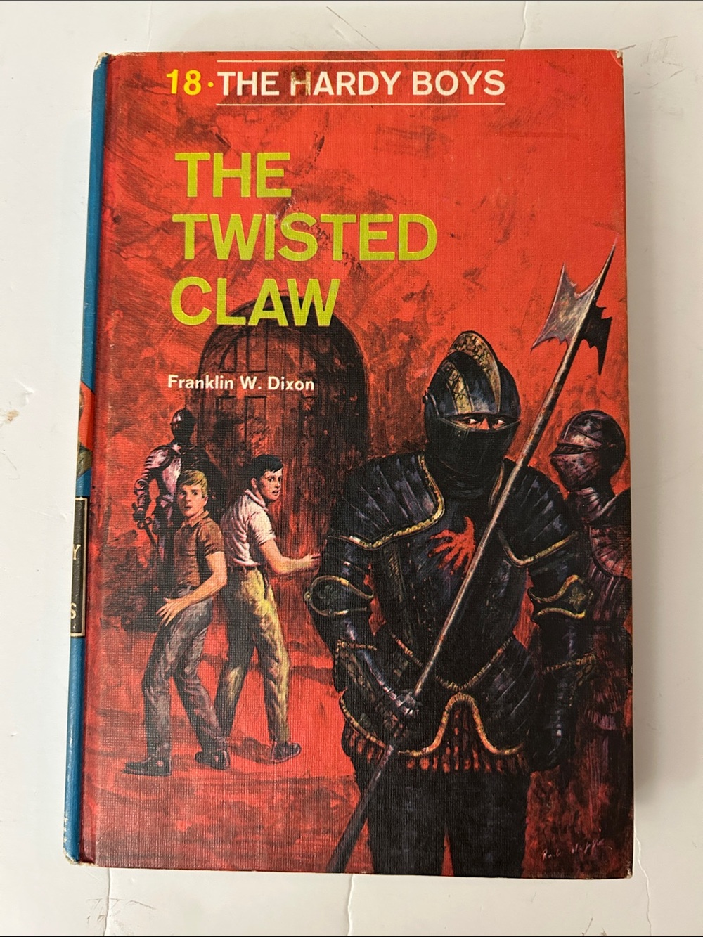 Hardy boys The Twisted claw #18 vintage hardcover book 1969 collectible